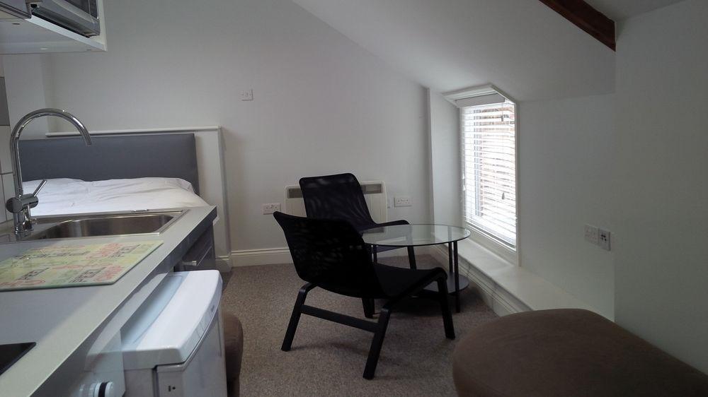 Park House Serviced Apartments ฮาร์โรว์ ภายนอก รูปภาพ