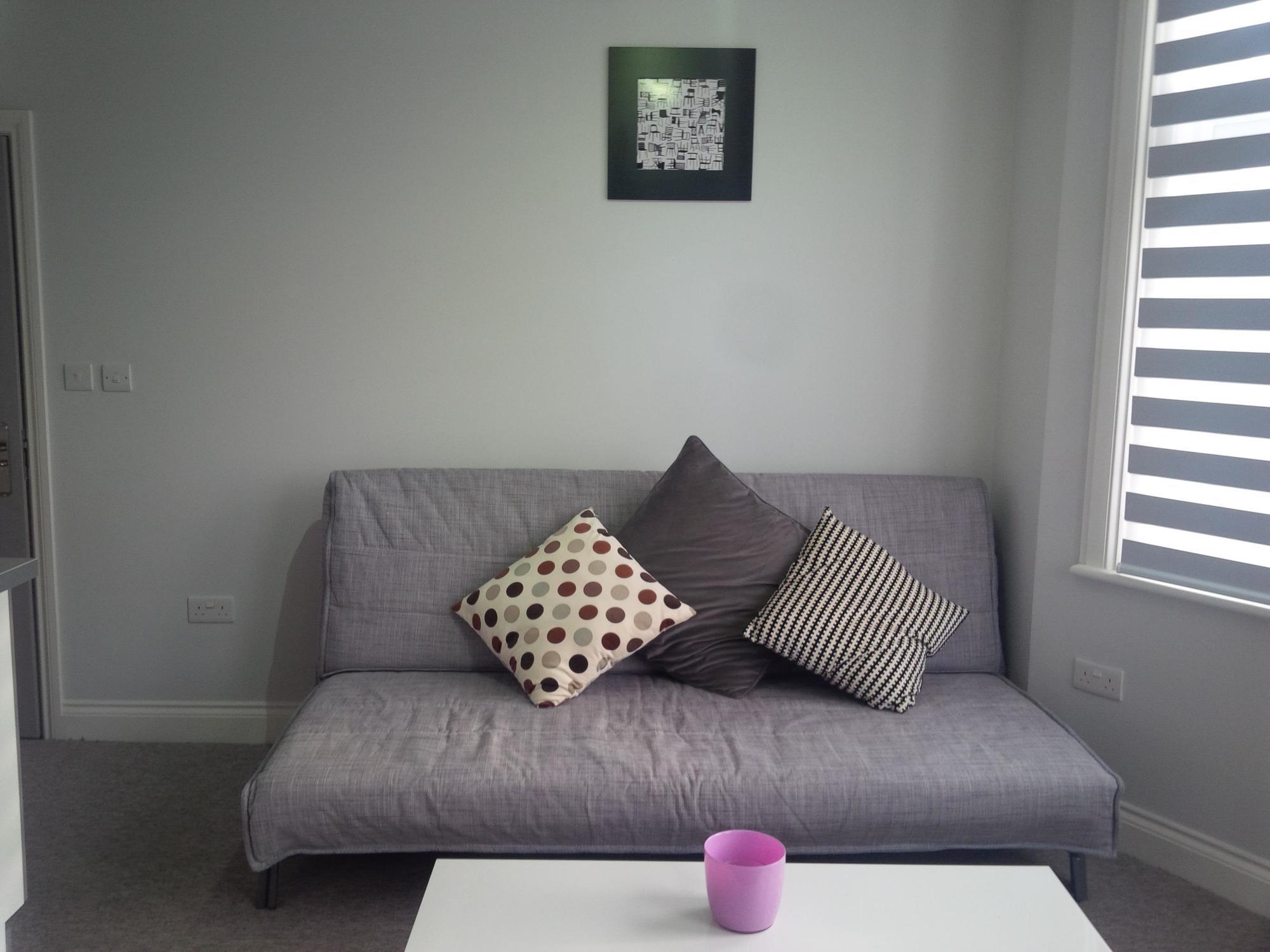 Park House Serviced Apartments ฮาร์โรว์ ภายนอก รูปภาพ